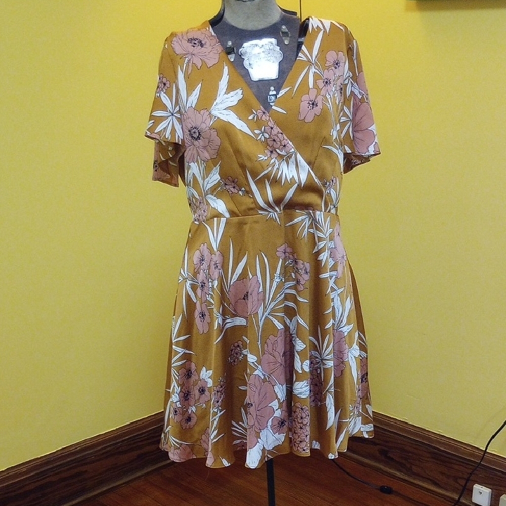 Express Bronze And Pink Floral Dress